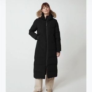 Mystique Down Parka with Genuine Coyote Fur Trim, Canada Goose Authentic